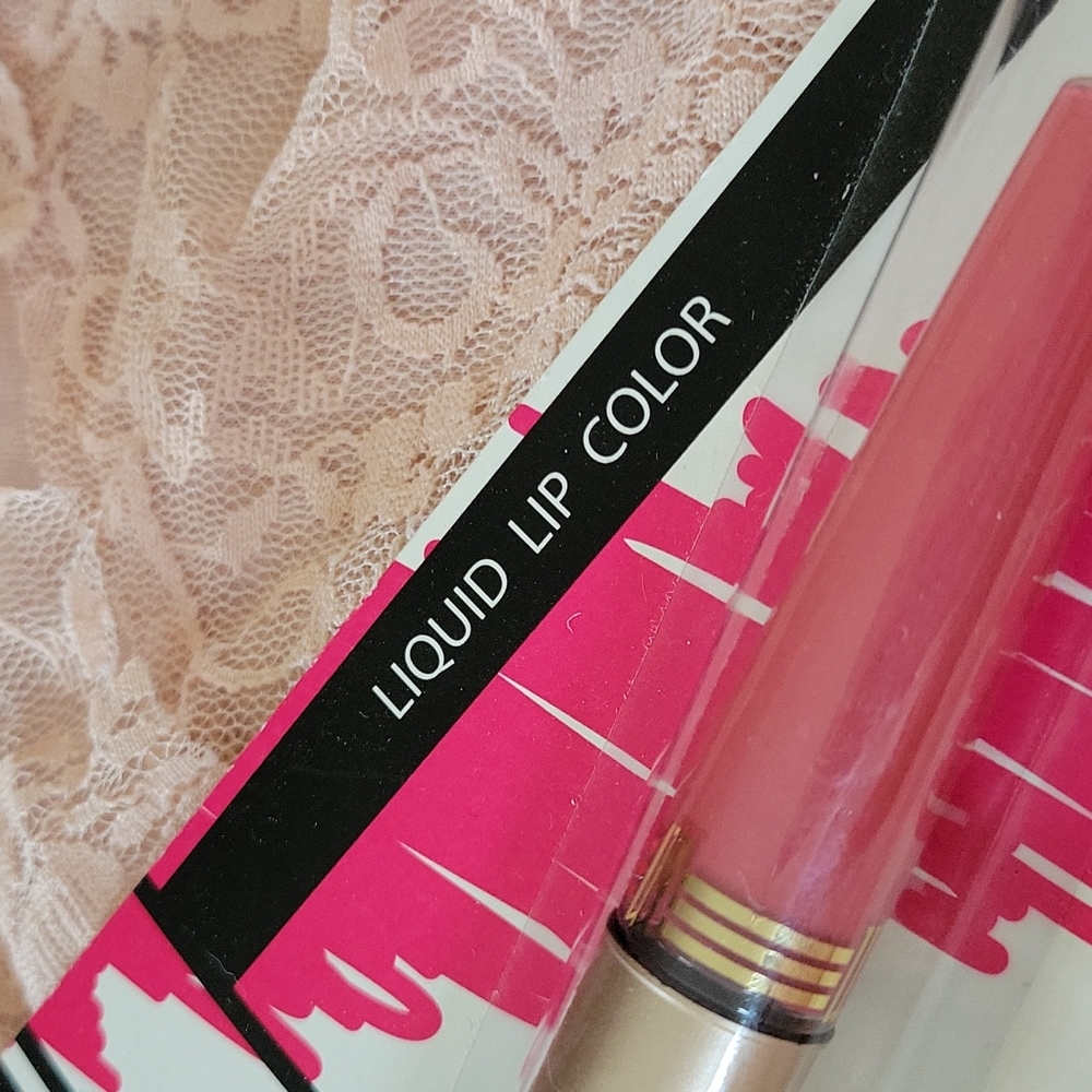 MILANI LIP GLOSS - Picture 3 of 5